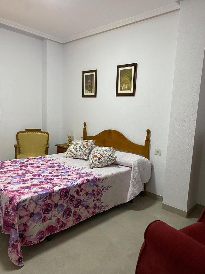 Piso Vivienda Uso Turistico Julio Burell Baeza Reformado Apartment Exterior photo